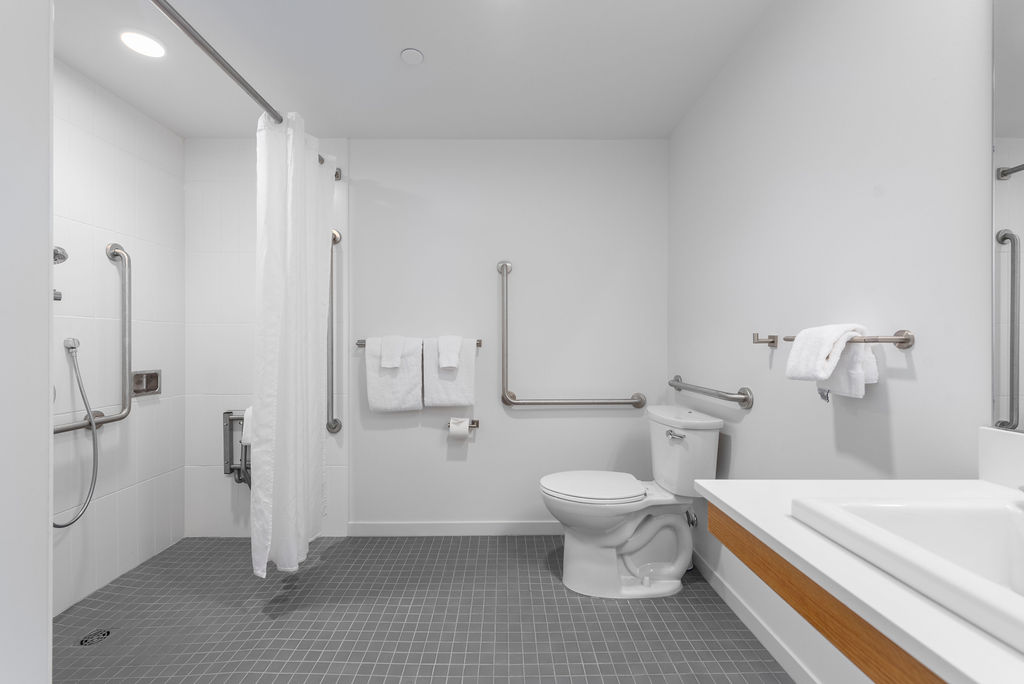 West Coast Suites bathroom